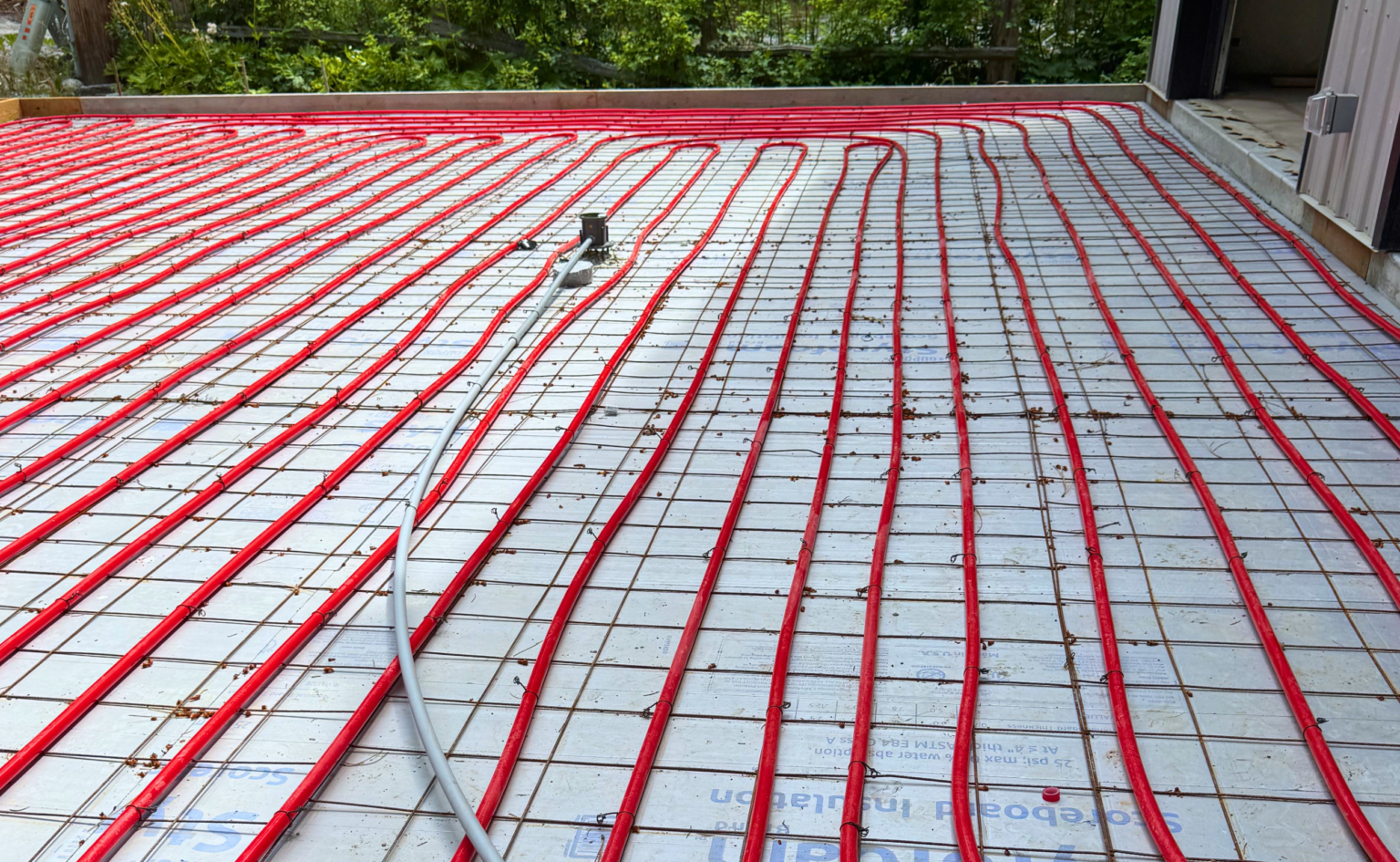 Snow melt sensor electrical with radiant tubing